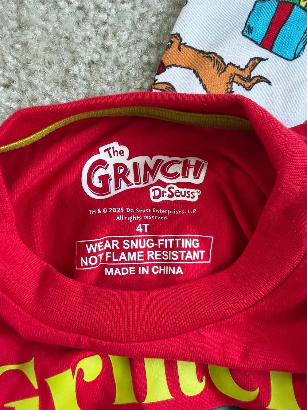 Dr. Seuss Grinch 'Off Mode' Red and White Kids Pajama Set